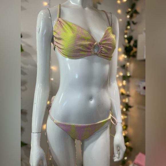 NEVER WORN Snakeskin Victoria Secret Bikini Set - Picture 3 of 4